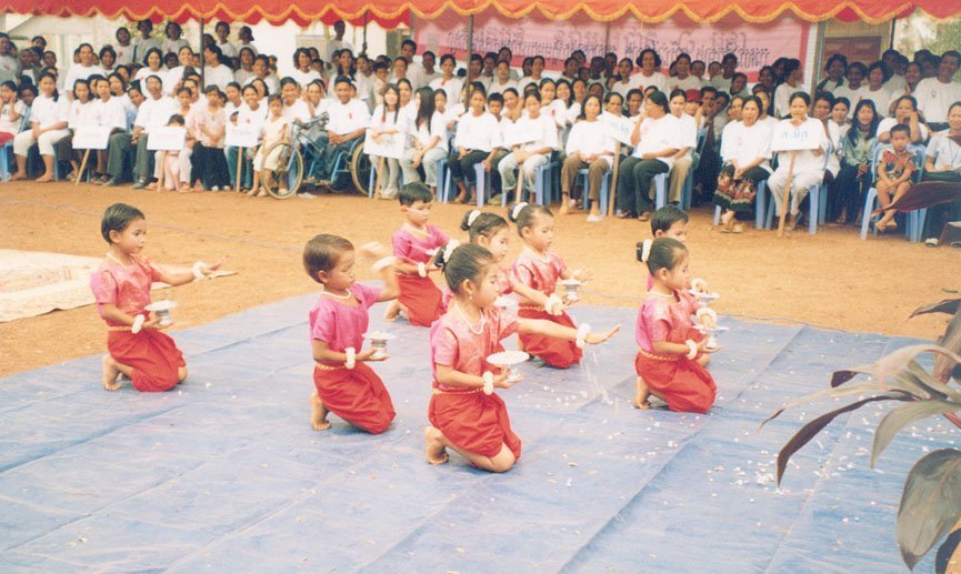 the children dancing in the children's Day