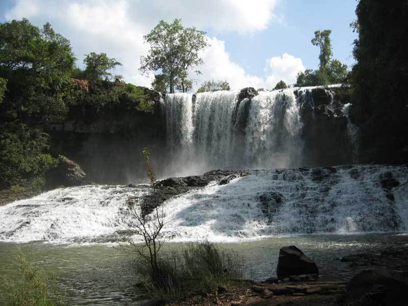 Mondulkiri_Bu Sra Waterfall