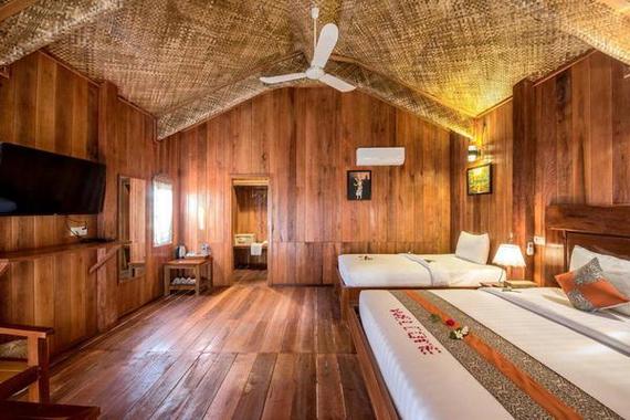 Amour D' Angkor Room