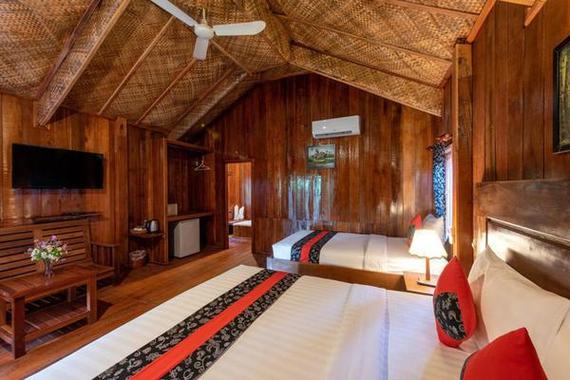 Amour D' Angkor Room