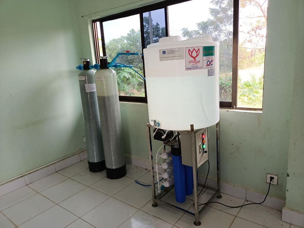 Drinking Water Set For Many People