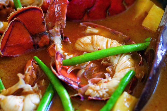 BAKED LOBSTER WITH GINGER & CURRY LEAVES (100G)