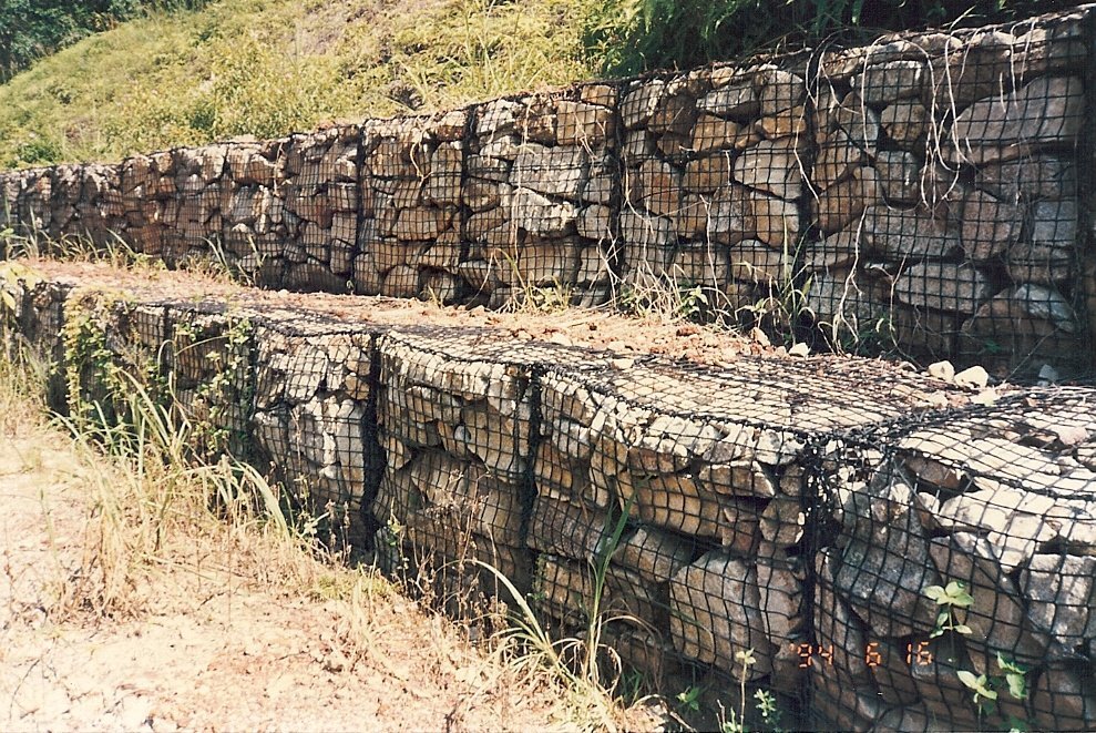 27203250 4826 48B0 A9E9 12B9FF22A076