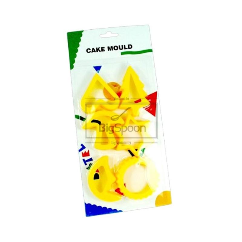 COOKIE CUTTERS & MOULDS