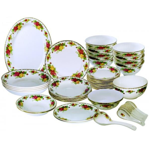 DINNERWARE & CROCKERY 