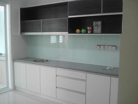 kitchen cabinet in melamine finished