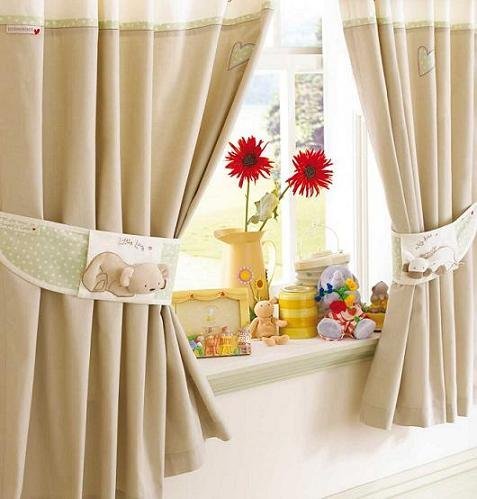 humphreys-bedtime-curtains-A-tie-backs