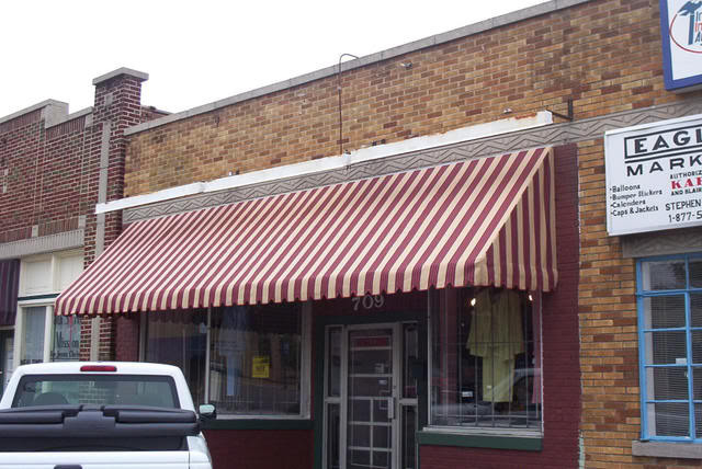 Jumbo Awning & Grill