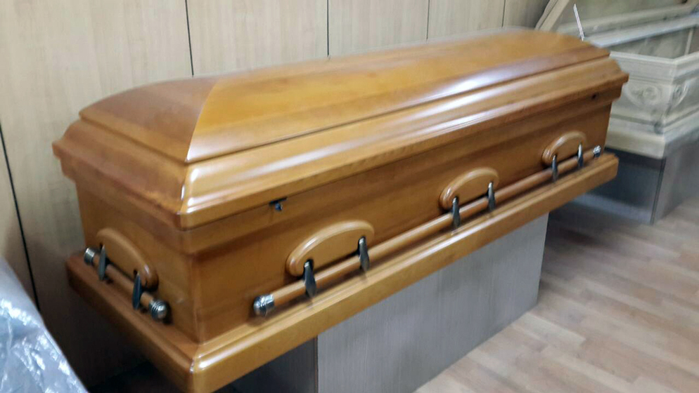 Casket 6