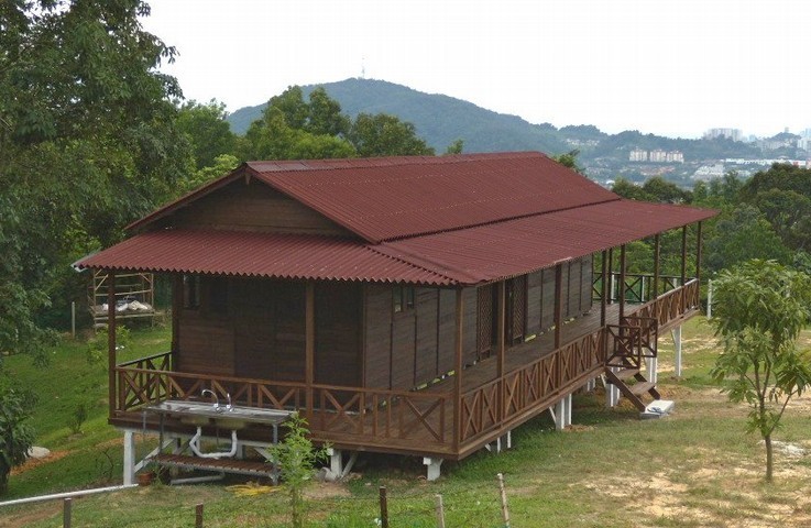 Planter cabin 9 ft x 48 ft