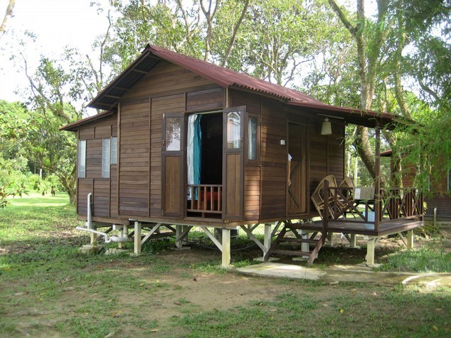 Planter cabin 9 ft x 15 ft 