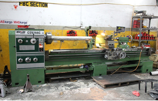 BOOHI HIGH SPEED PRECISION LATHE MACHINE (3meter)