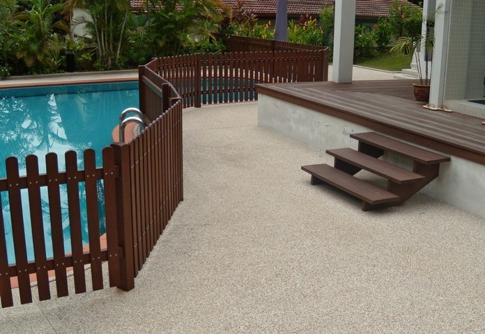 pool fencing