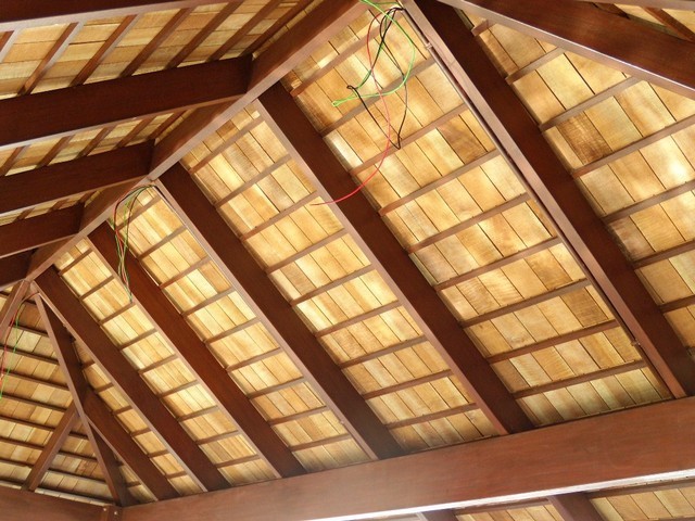 wood shingles roofing, underside view