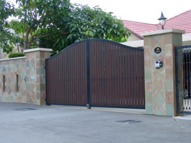 Chengal gate in metal frame