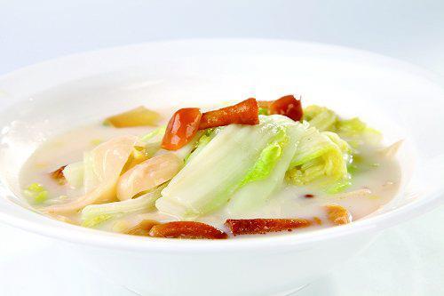 Braised Chinese Cabbage in Broth