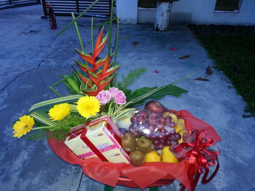 fruit basket 