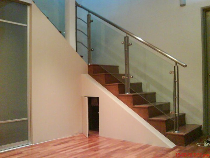 SS STAIRCASE