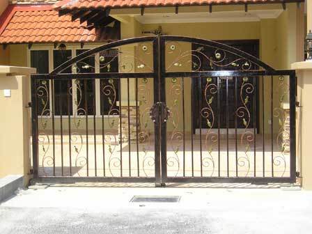 WI002 Wrought Iron Main Gate