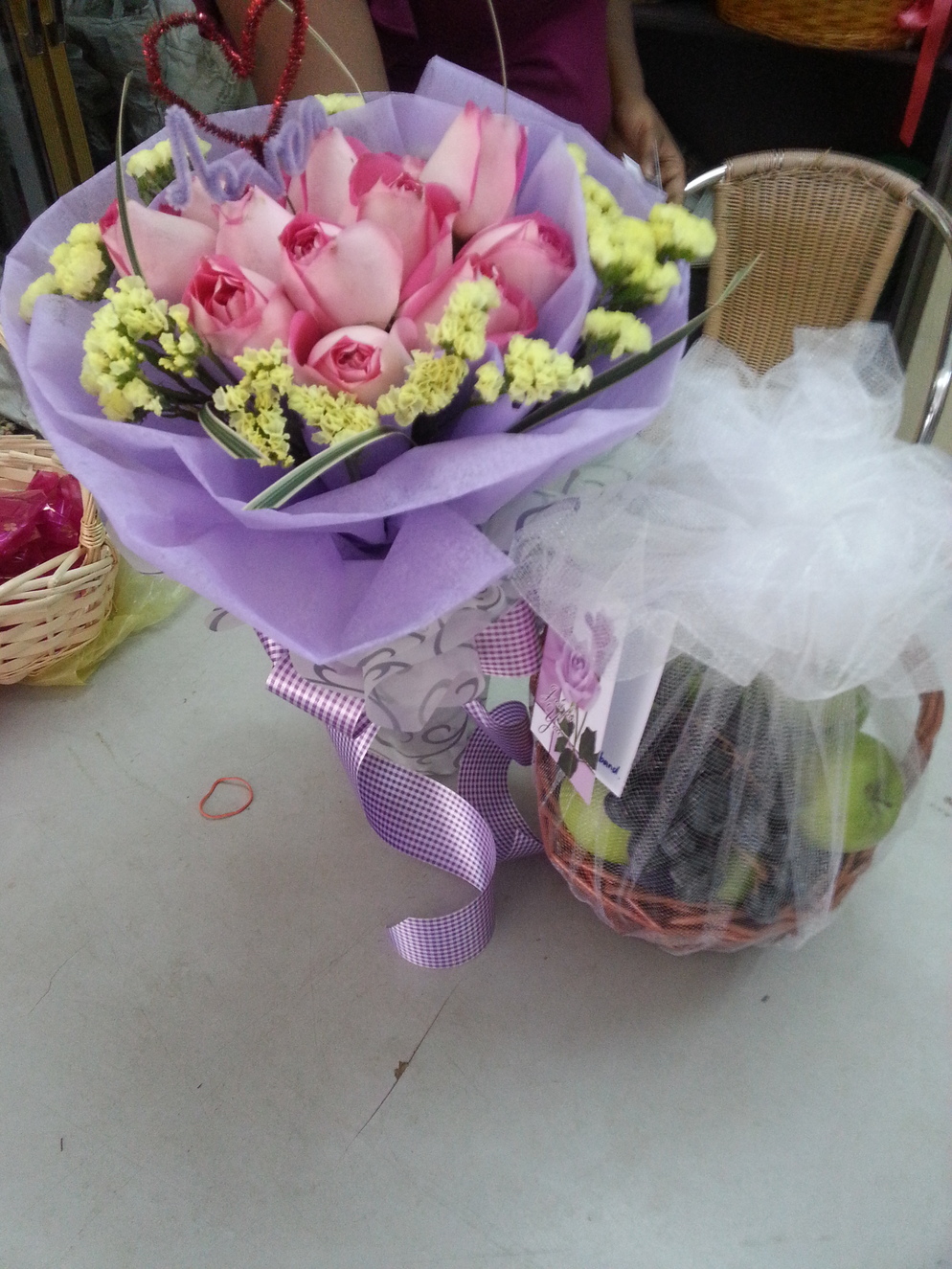 Bouquet  and   fruits   basket  