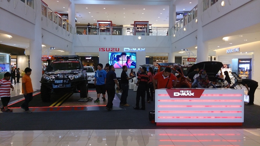 Isuzu Roadshow @ ECM Kuantan