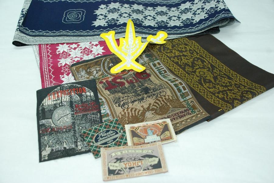 Woven labels 