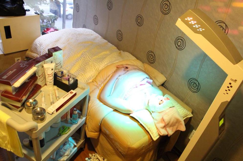 Korea Cosmetics Clinic Use MEKADIX 2