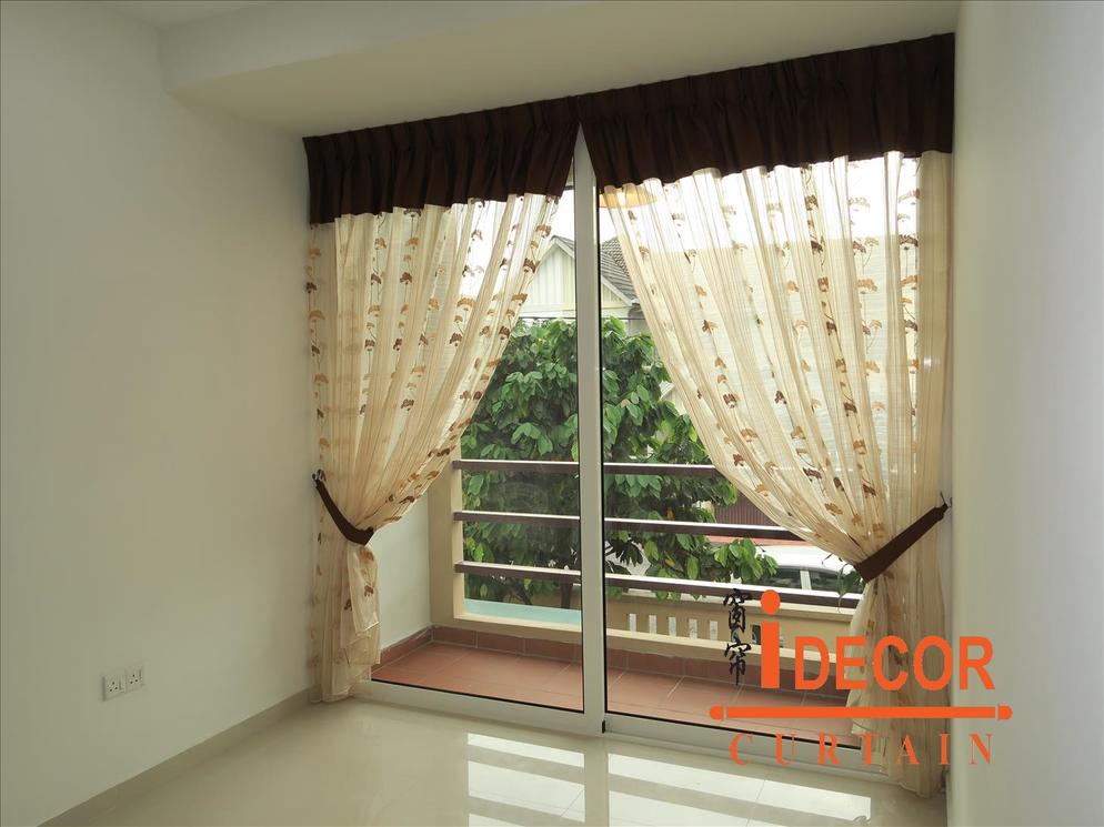 Curtain05