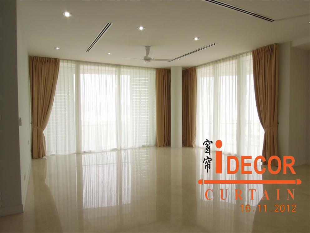 Curtain18