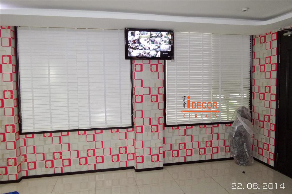Timber Venetian Blinds1
