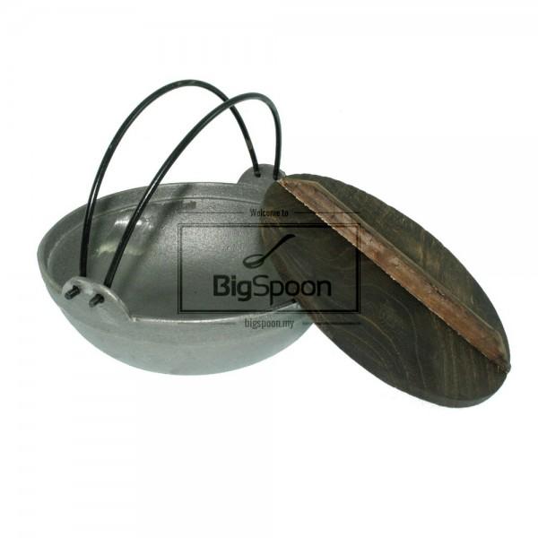 CAST IRON SHABU SHABU POT WITH WOODEN COVER