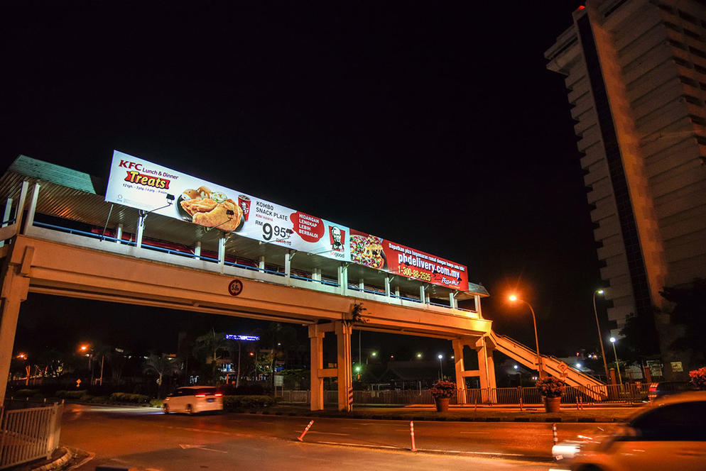 Billboard - KFC SIMPANG TIGA OHB