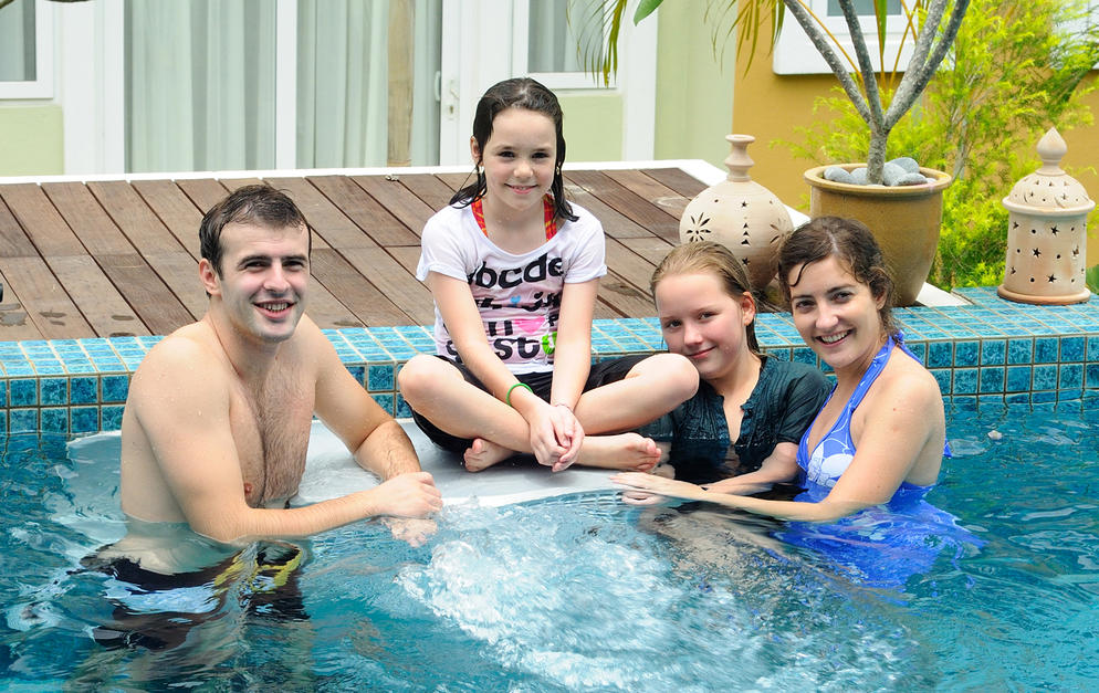 Smart pool