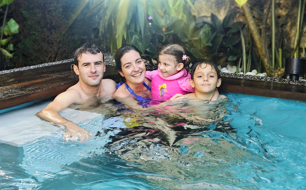 Smart pool
