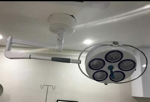Surgical Light- Ceiling Suspension