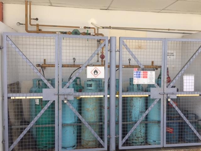 Gas piping system