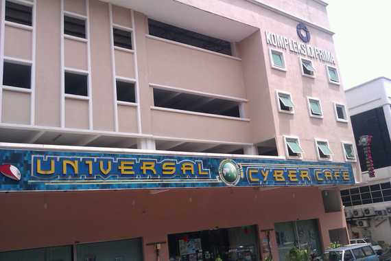 Universal Cyber Cafe