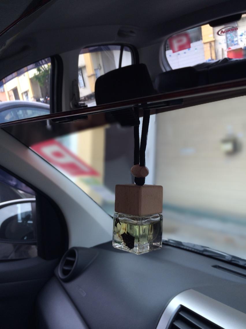 Car Hanging Perfume (Twin Pack) - Vanilla