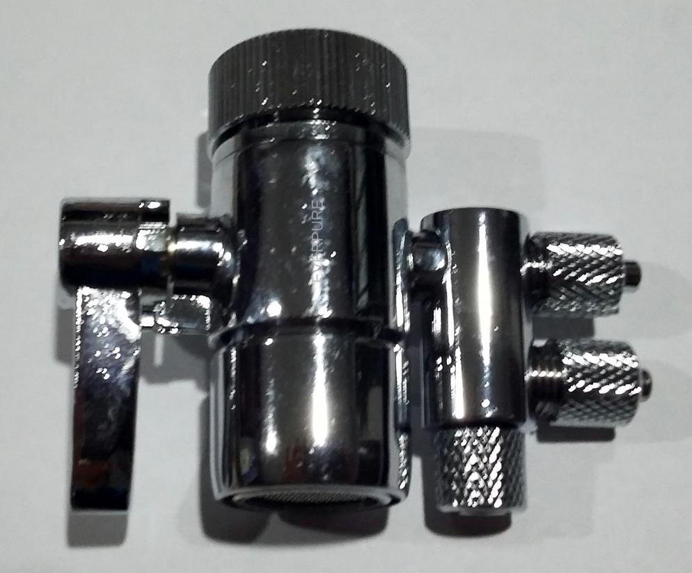 1/4" 2 Way Divertor with Nut