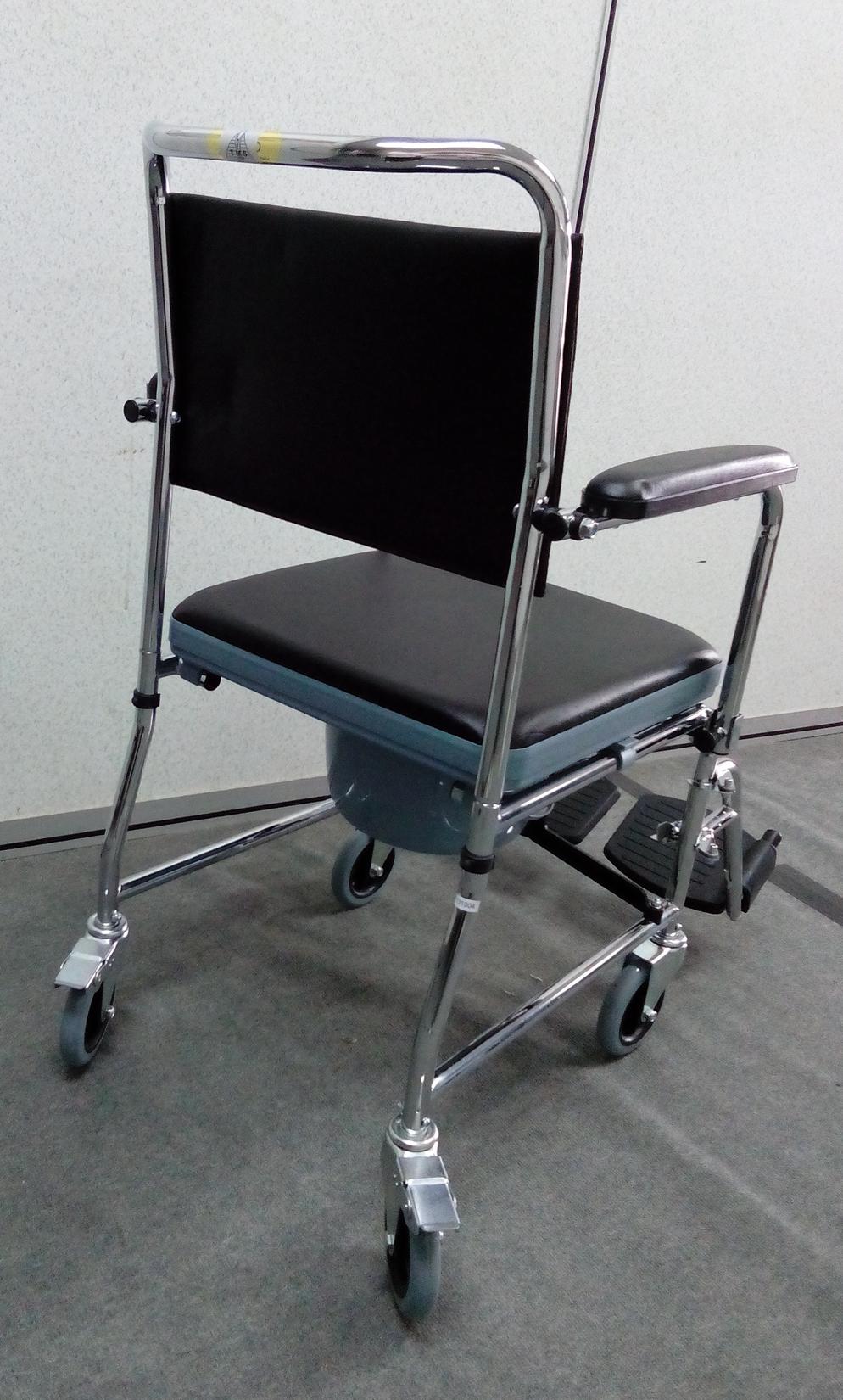 COMMODE WHEELCHAIR