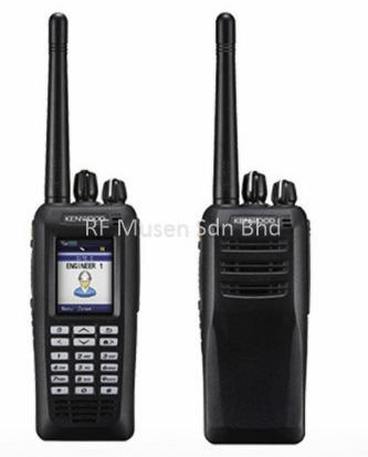 TK D200G / D300G VHF/UHF Digital Portable Transceiver