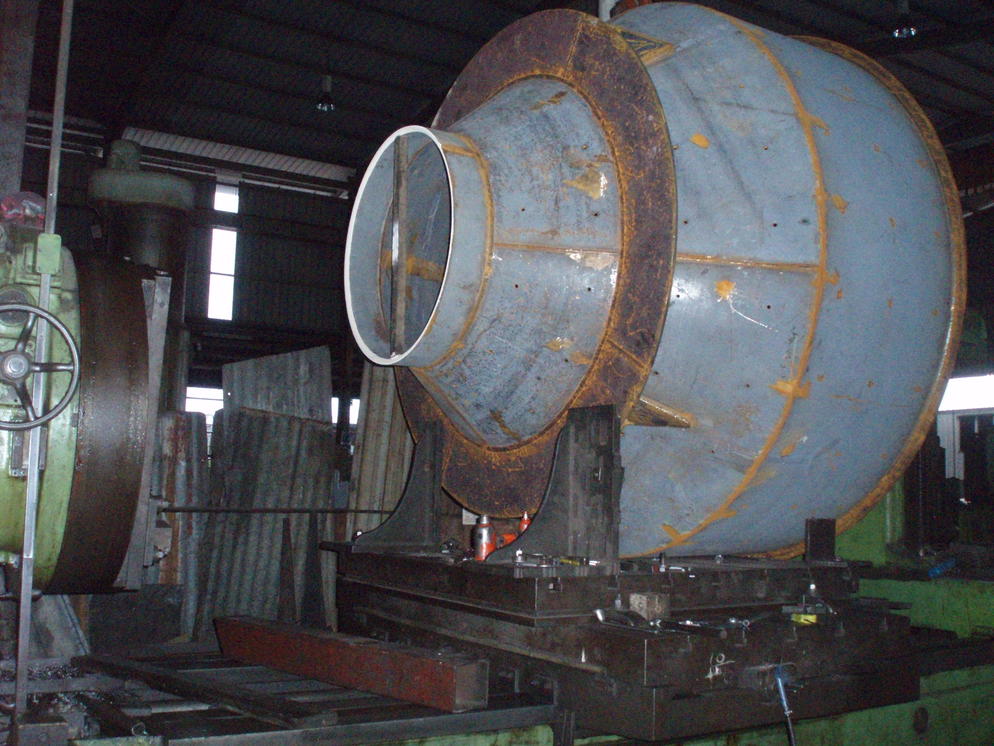 Rotating Bucket