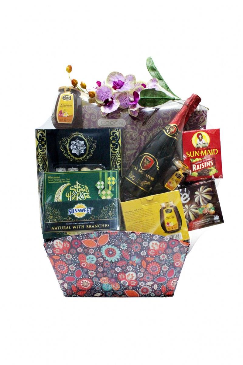 ROYAL BASKET HAMPER RM159