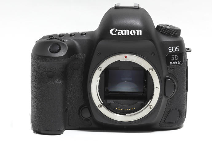 [CANON PROMO] CANON EOS 5D MARK IV DSLR CAMERA (BODY ONLY) (INSTANT CASH BACK RM 1000 TILL 31 JULY 2018) (CANON MALAYSIA)