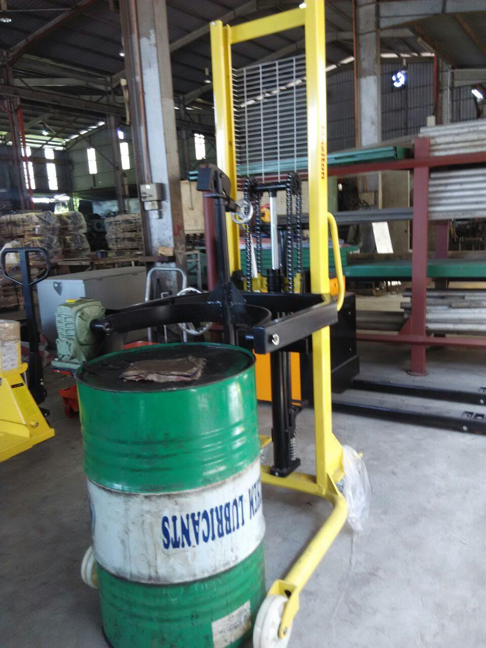 Tilting Barrel Stacker