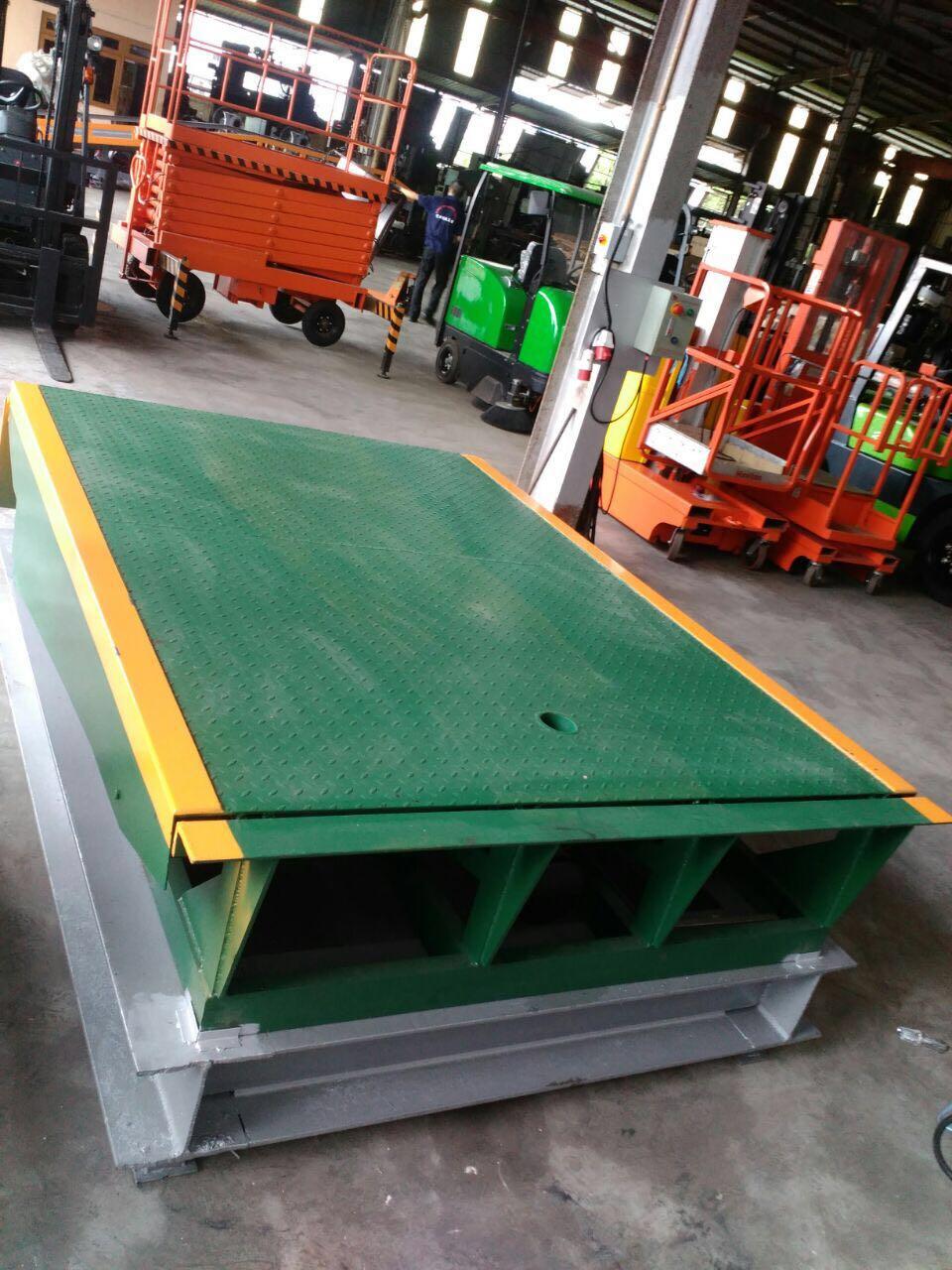 Dock Leveller