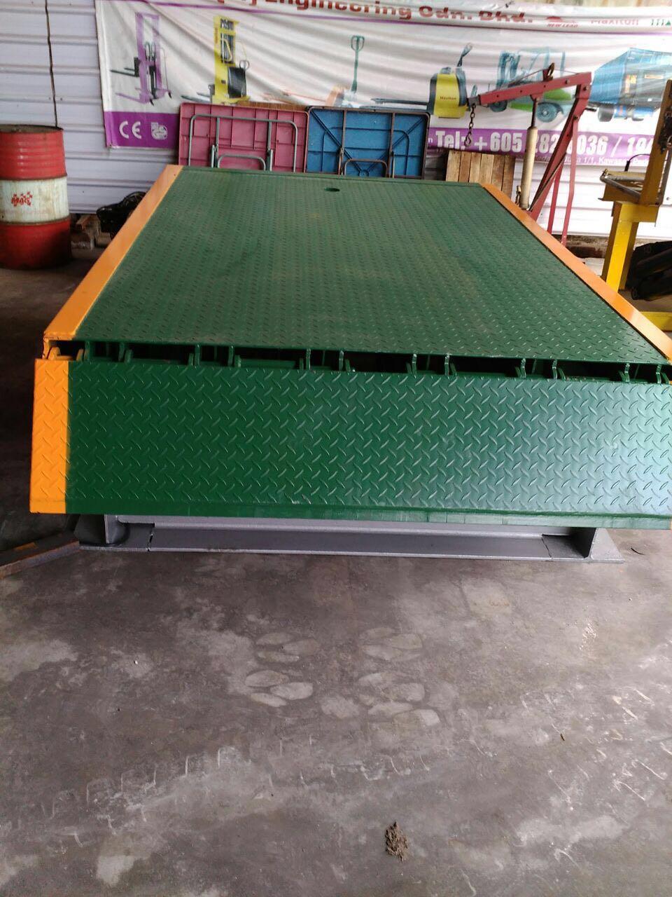 Dock Leveller