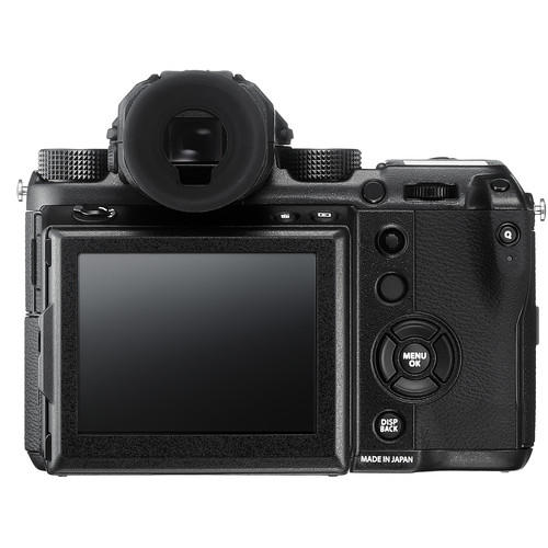 FUJIFILM GFX-50S MIRRORLESS DIGITAL CAMERA (BODY ONLY, BLACK) (FREE 32GB EXTREME PRO UHS-II MEMORY CARD) (FUJIFILM MALAYSIA)