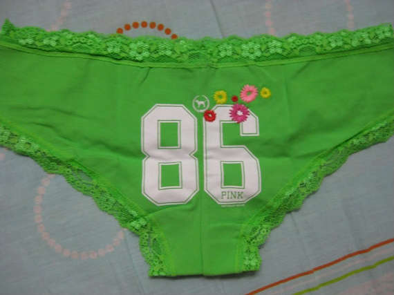 victoria secret~CM-235908 Cheeky lace-trim hipster ap9-green flower (s size)