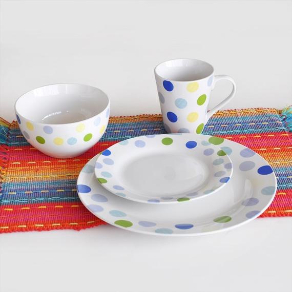 Dinnerware Set